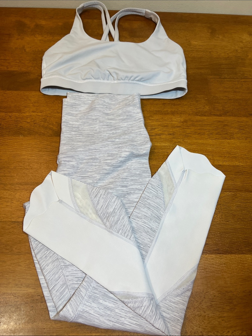 lululemon athletica Light Gray High-Rise Leggings and sports bra Size 8